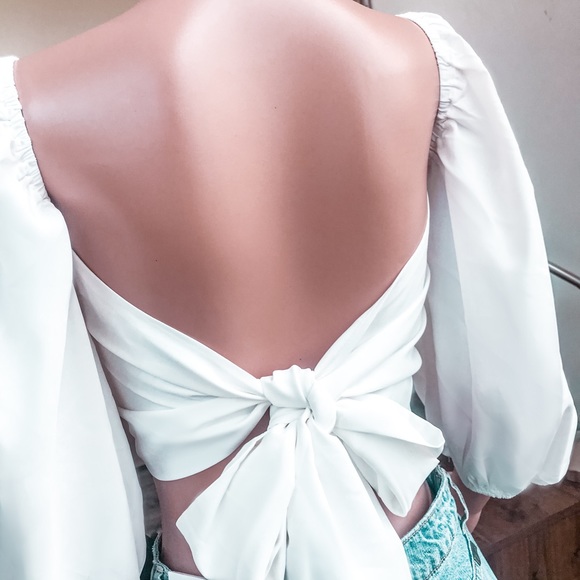 Tops - White Puff Sleeve Ruched Crop Top